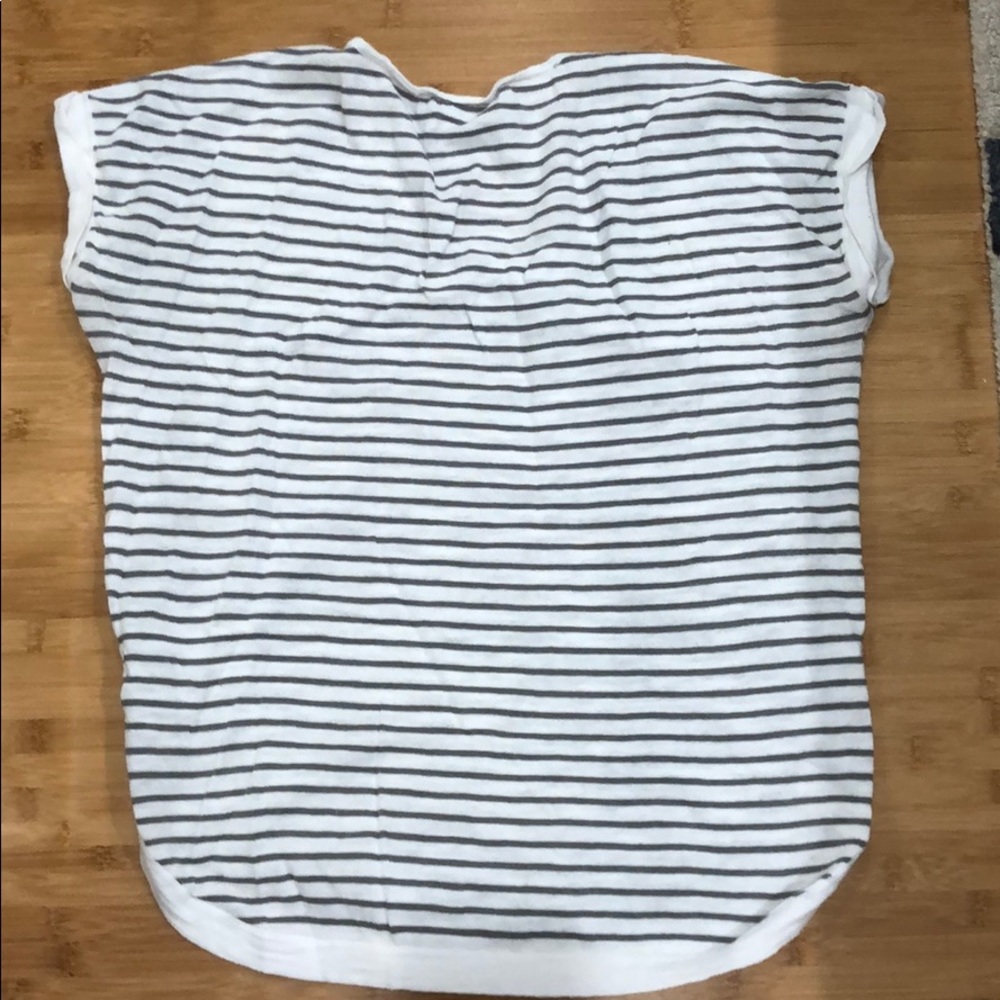 Banana Republic short sleeve striped shirt - Picture 5 of 5